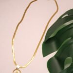 Cadena Dorada de Acero Inoxidable con Colgante de Hoja de Trébol